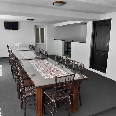 Valea Ariesului Homestay